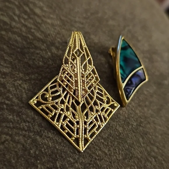 VTG BUTLER Mismatched Filigree Geometric Enamel Earrings - Picture 3 of 6